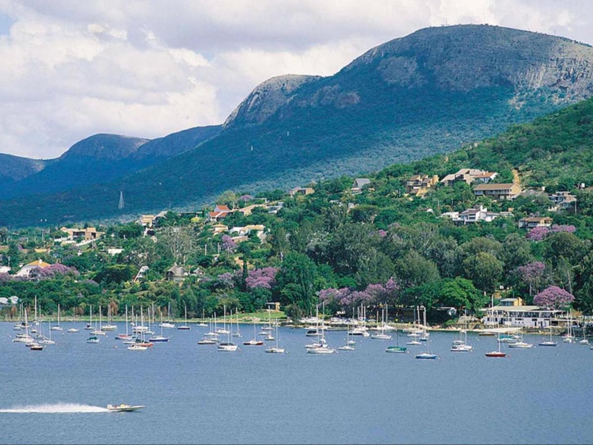Kosmos View Luxury Apartments Hartbeespoort Eksteriør billede